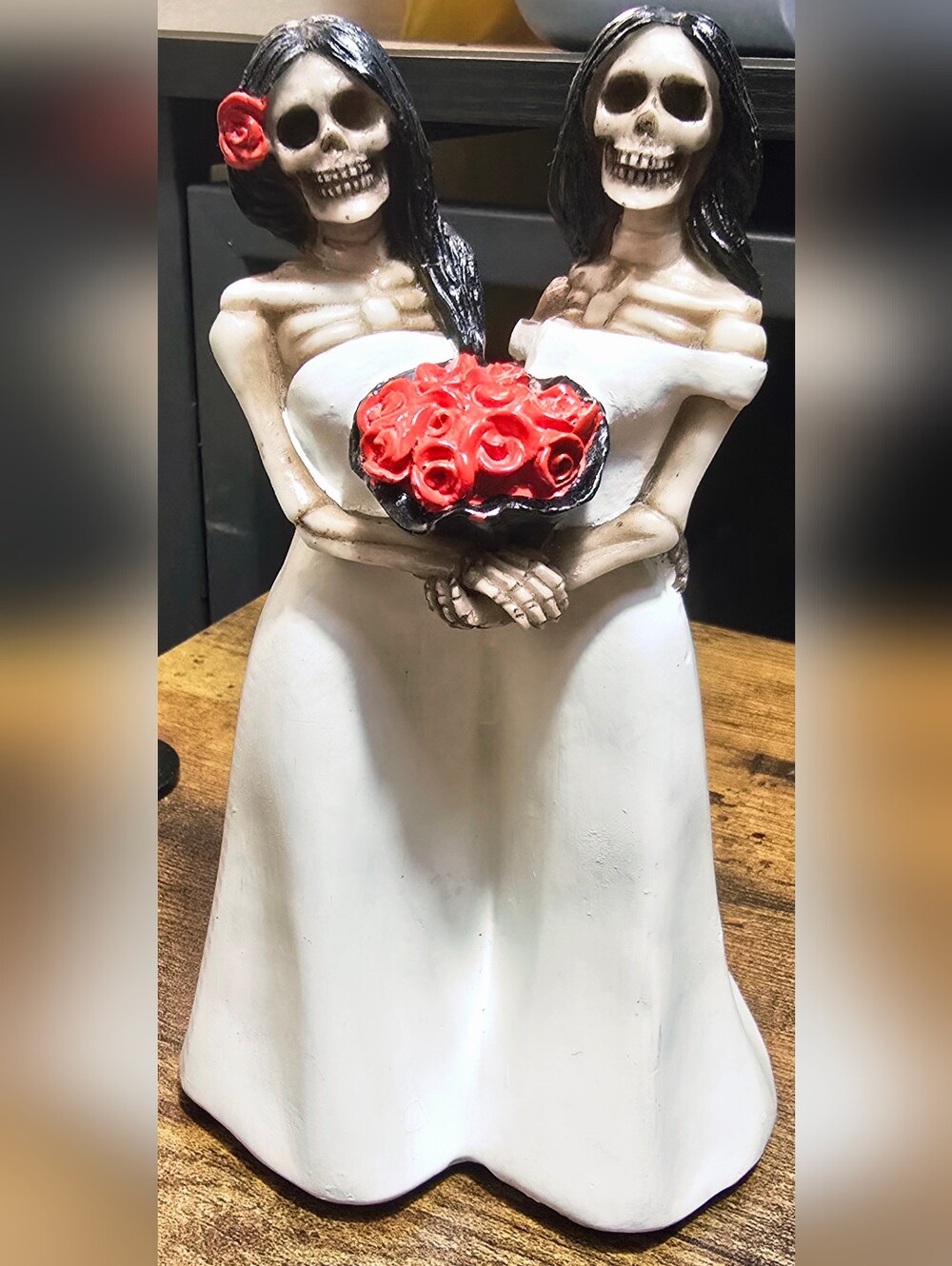 World of Wonders “Undead Pride Couple” Lesbian Skeleton Figurine – 6”